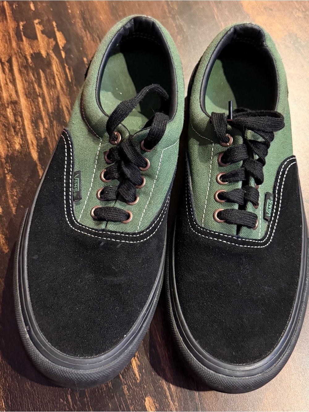 Vans Black Suede & Green Premium Authentic Ease Shoe